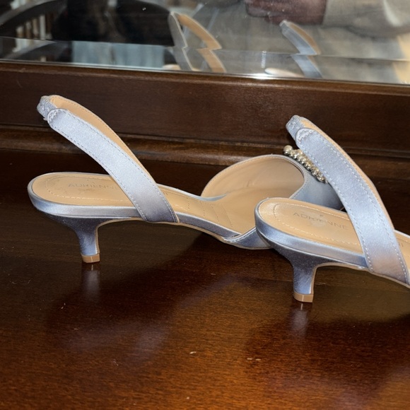 Brand new baby blue kitten heel 7 1/2🩵 - Picture 3 of 5